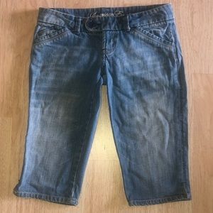 AMERICAN EAGLE DENIM CAPRIS SIZE 2 REG
